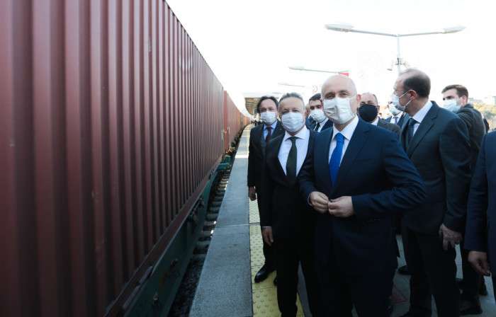 Türkiye'den Çin'e ilk ihracat treni yola çıktı