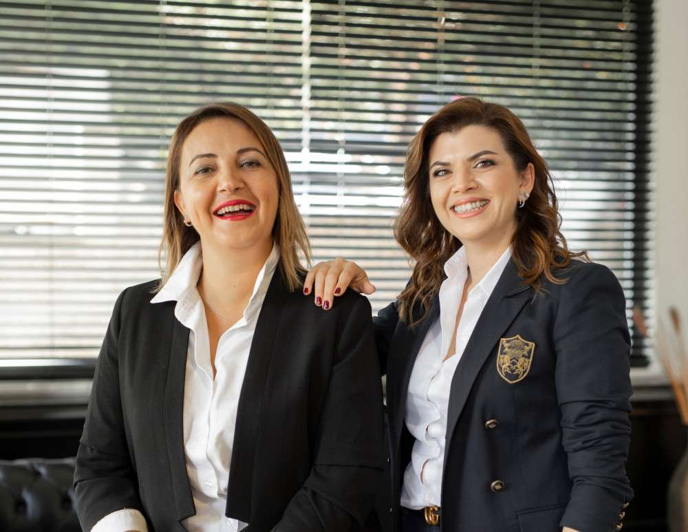 Her kıyafetten sadece 52 tane üretiliyor