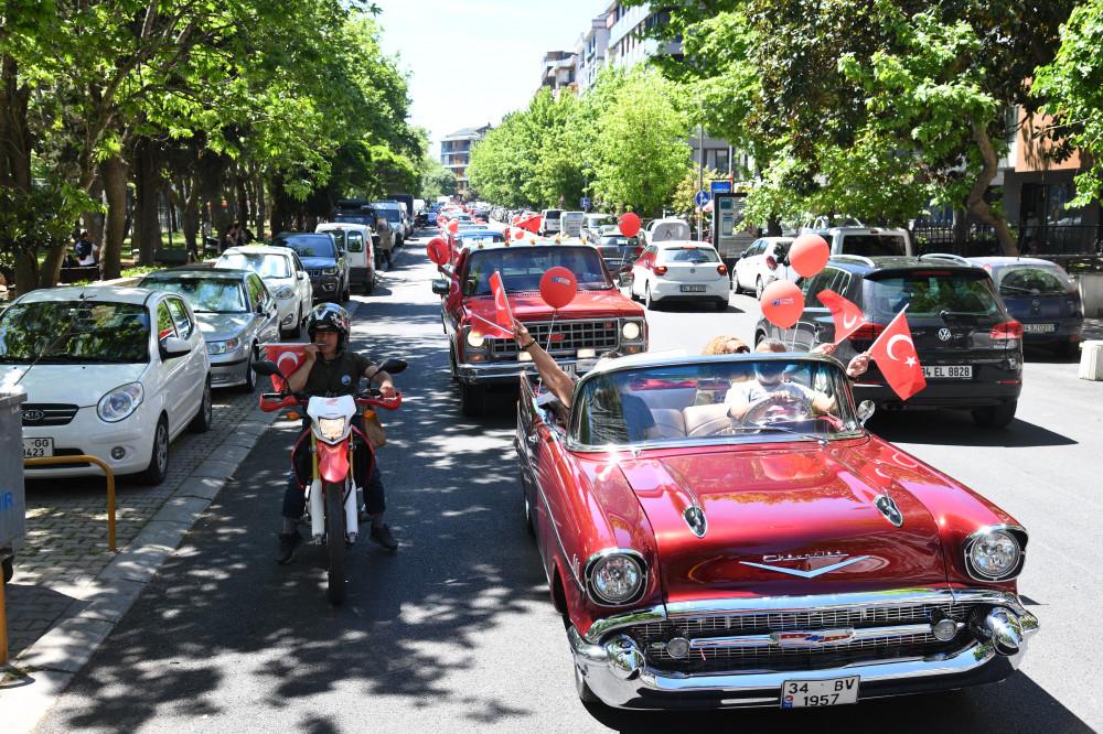 Kadıköy'de 19 Mayıs Atatürk’ü Anma, Gençlik ve Spor Bayramı dolu olu kutlandı