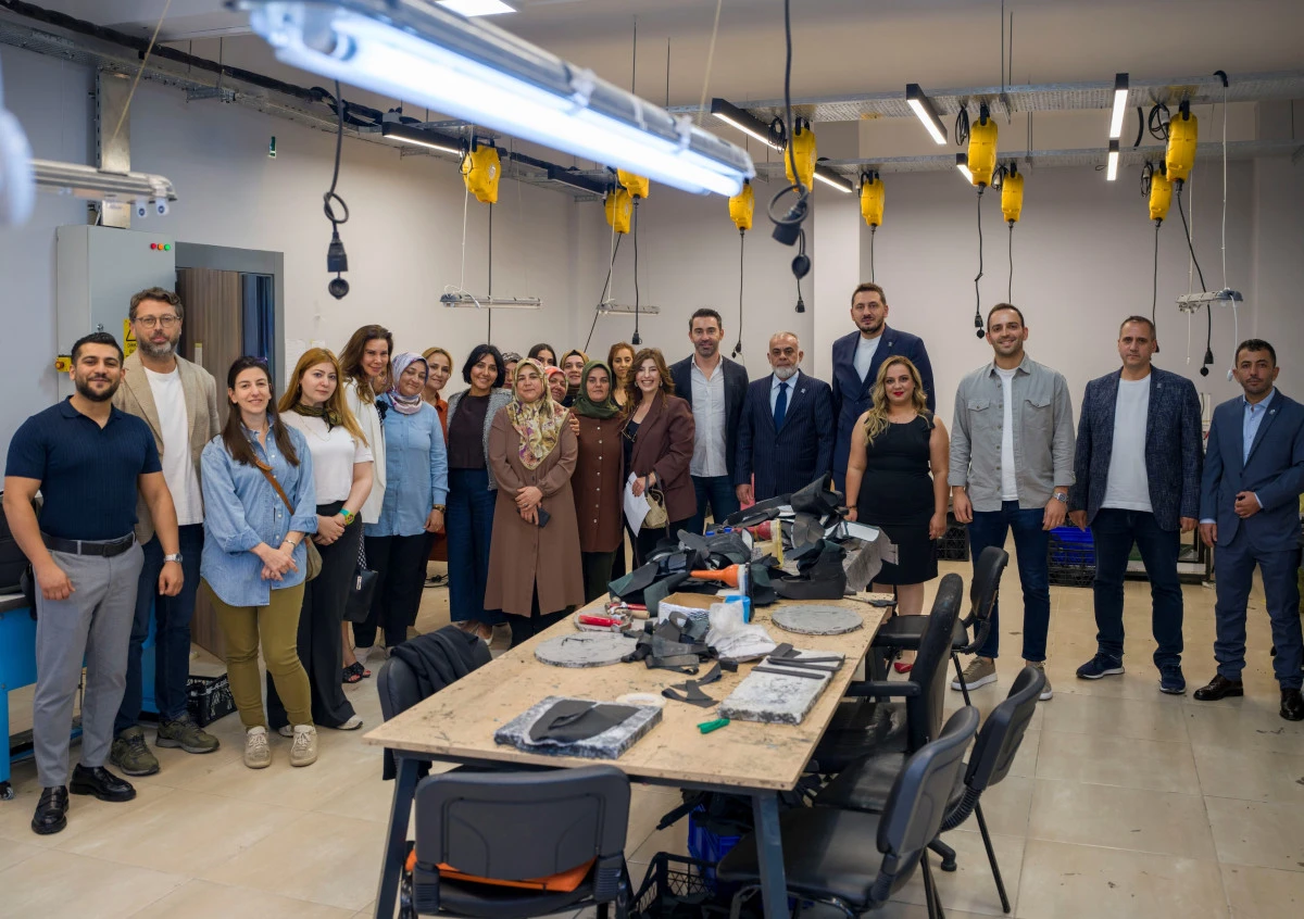 Derimod’dan Gaziantepli Kadınlara Destek