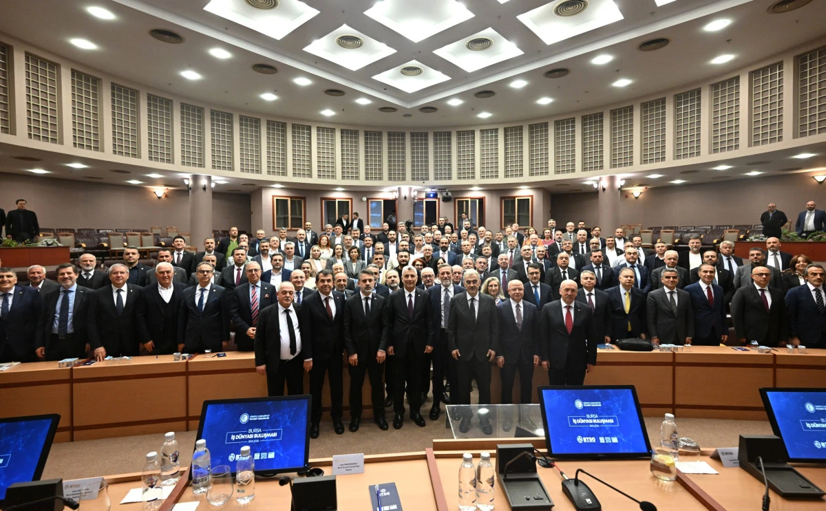 İhracat&ccedil;ılara Vergi İndirimi, Esnafa Yeni Kredi Paketi 