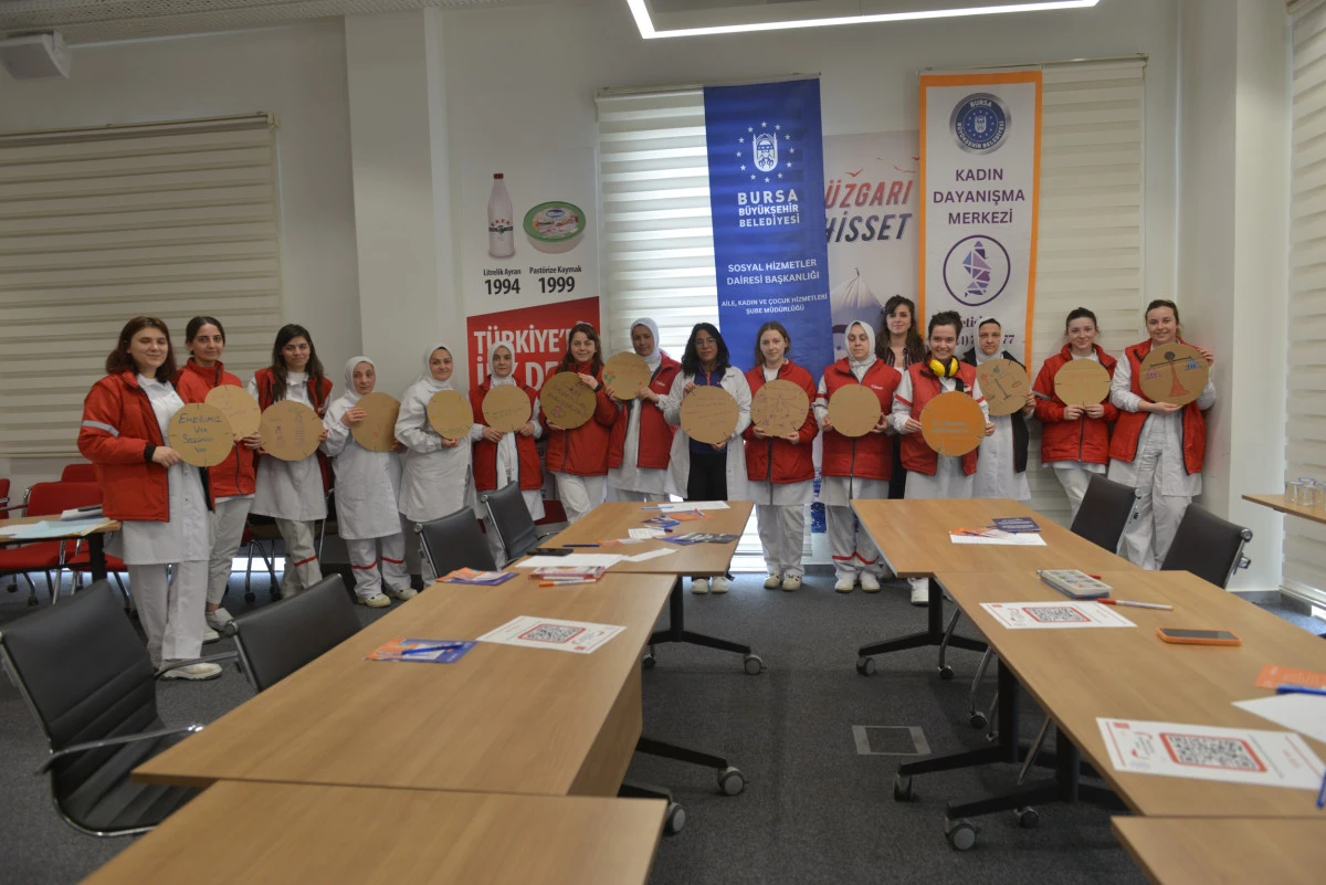 Kadın &ccedil;alışanların haklarına dikkat &ccedil;ekildi