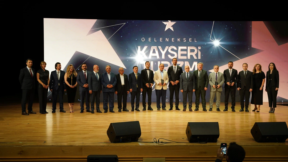 Kayseri'de Turizme İz Bırakanlar Ödüllendirildi