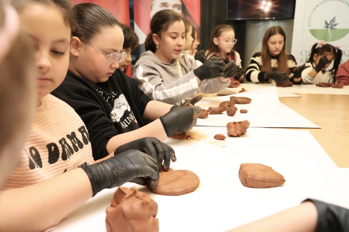 Minik Arkeologlar Tarihi Osmangazi&rsquo;de Keşfediyor