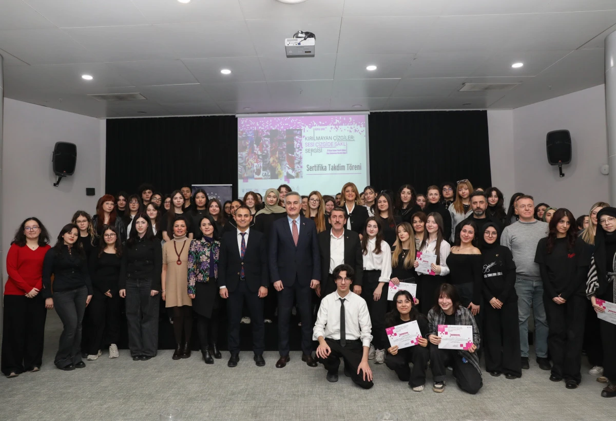 Şiddetsiz yaşama dijital sergiyle dikkat &ccedil;ektiler