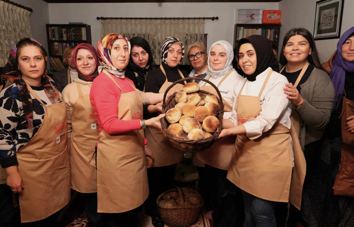 Somuncu Baba&rsquo;nın Ekmekleri Osmangazi&rsquo;de Pişti